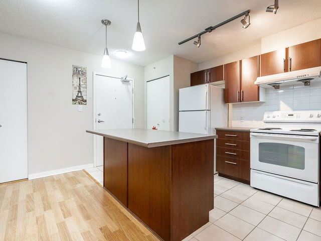 2009 - 1178 Heffley Crescent
