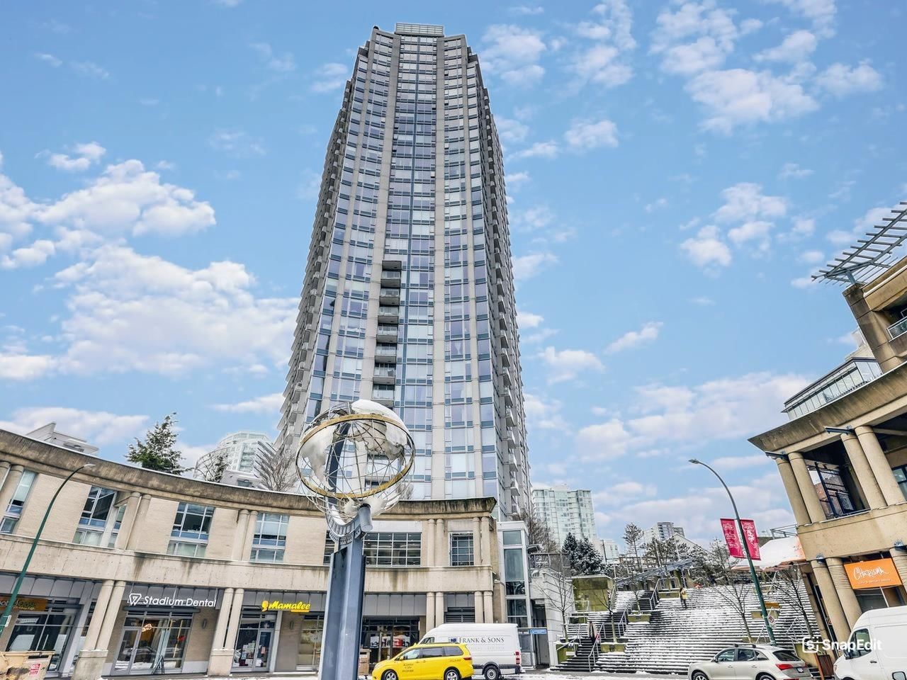 Listing Image 1