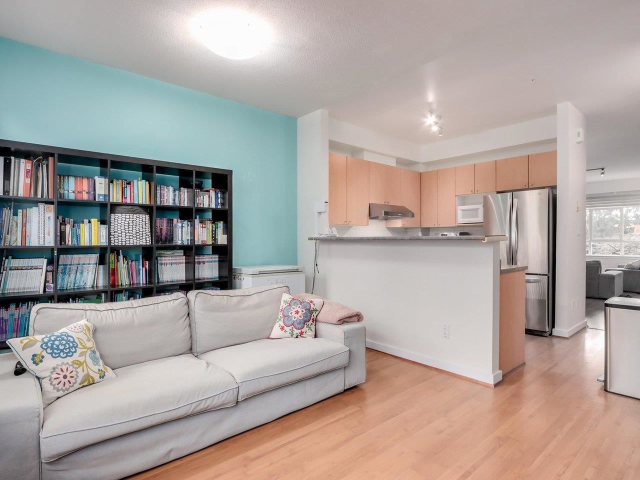 Listing Image 11