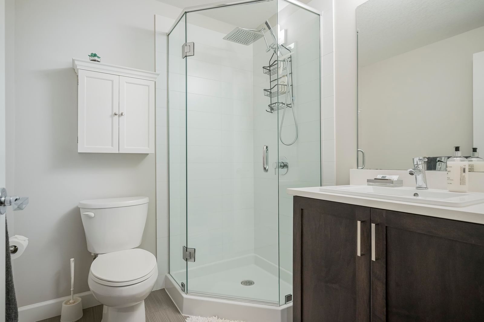 Listing Image 24