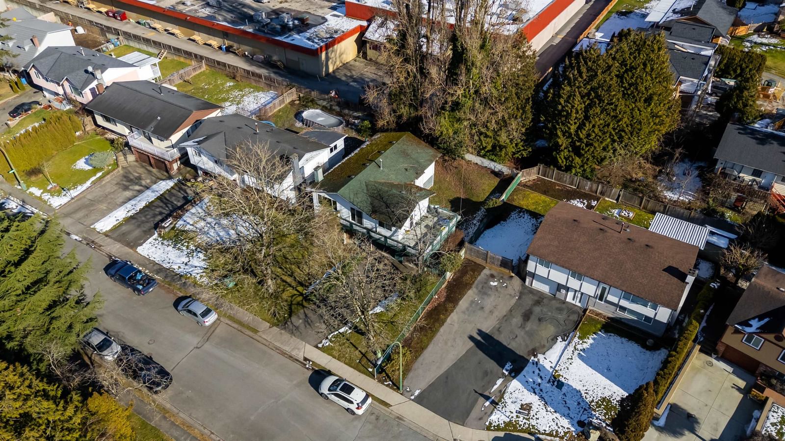 Listing Image 12