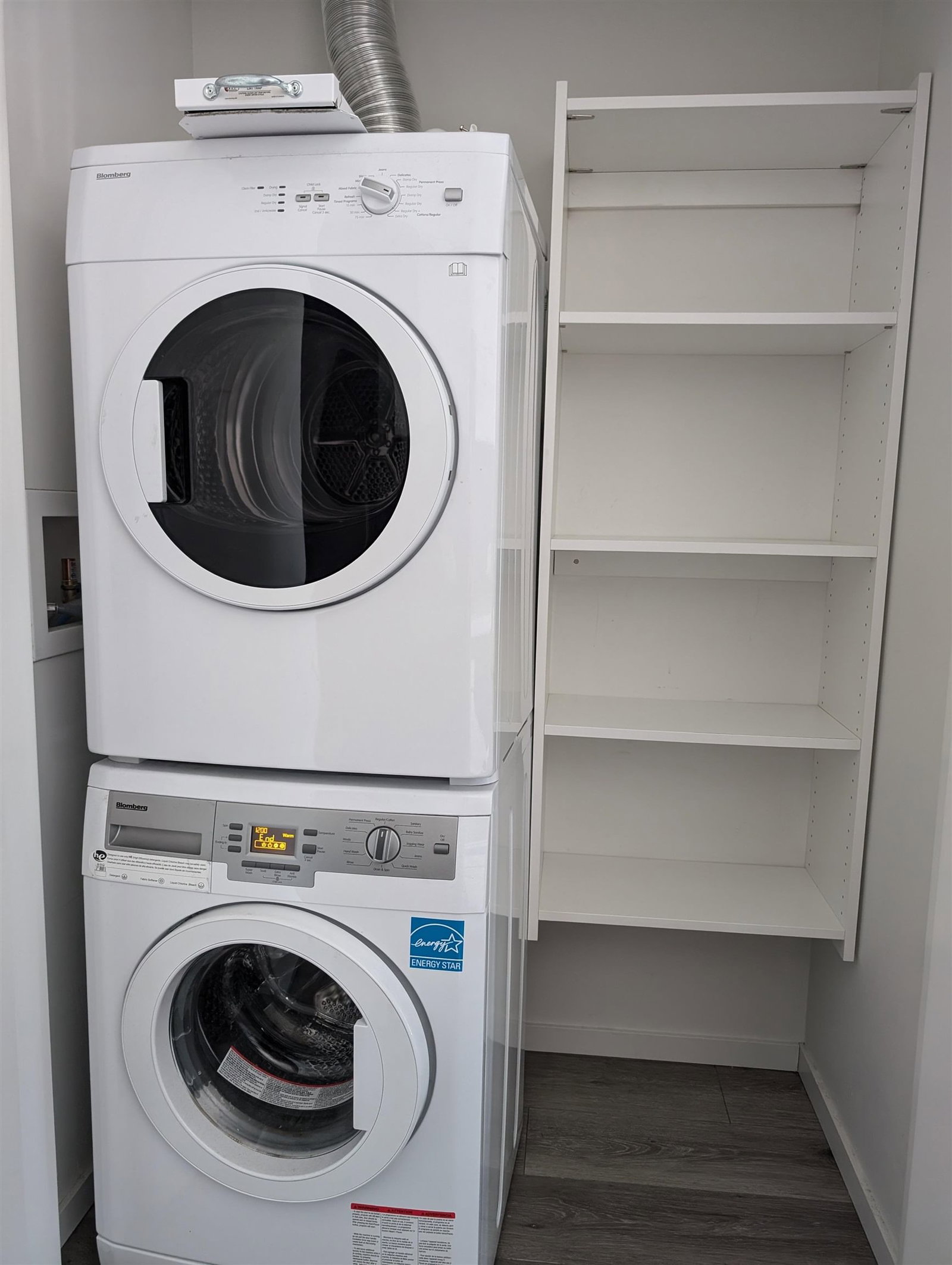 Listing Image 12