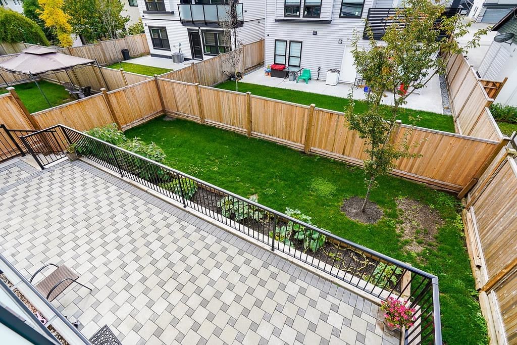Listing Image 19