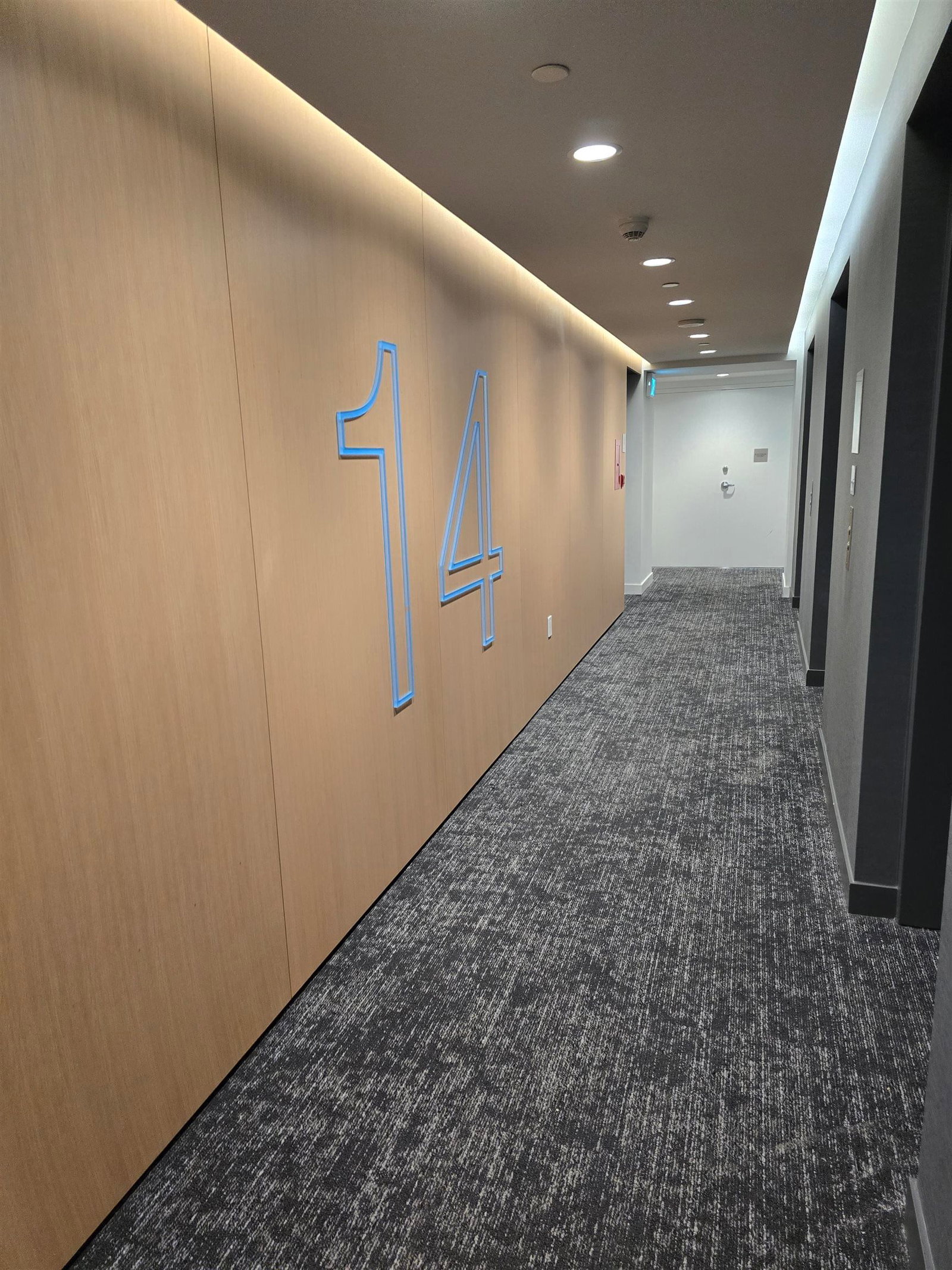 Listing Image 16