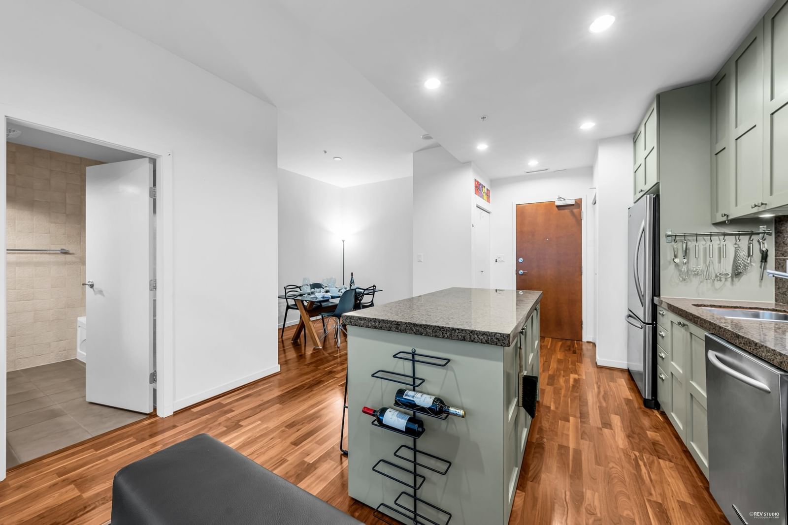 Listing Image 13