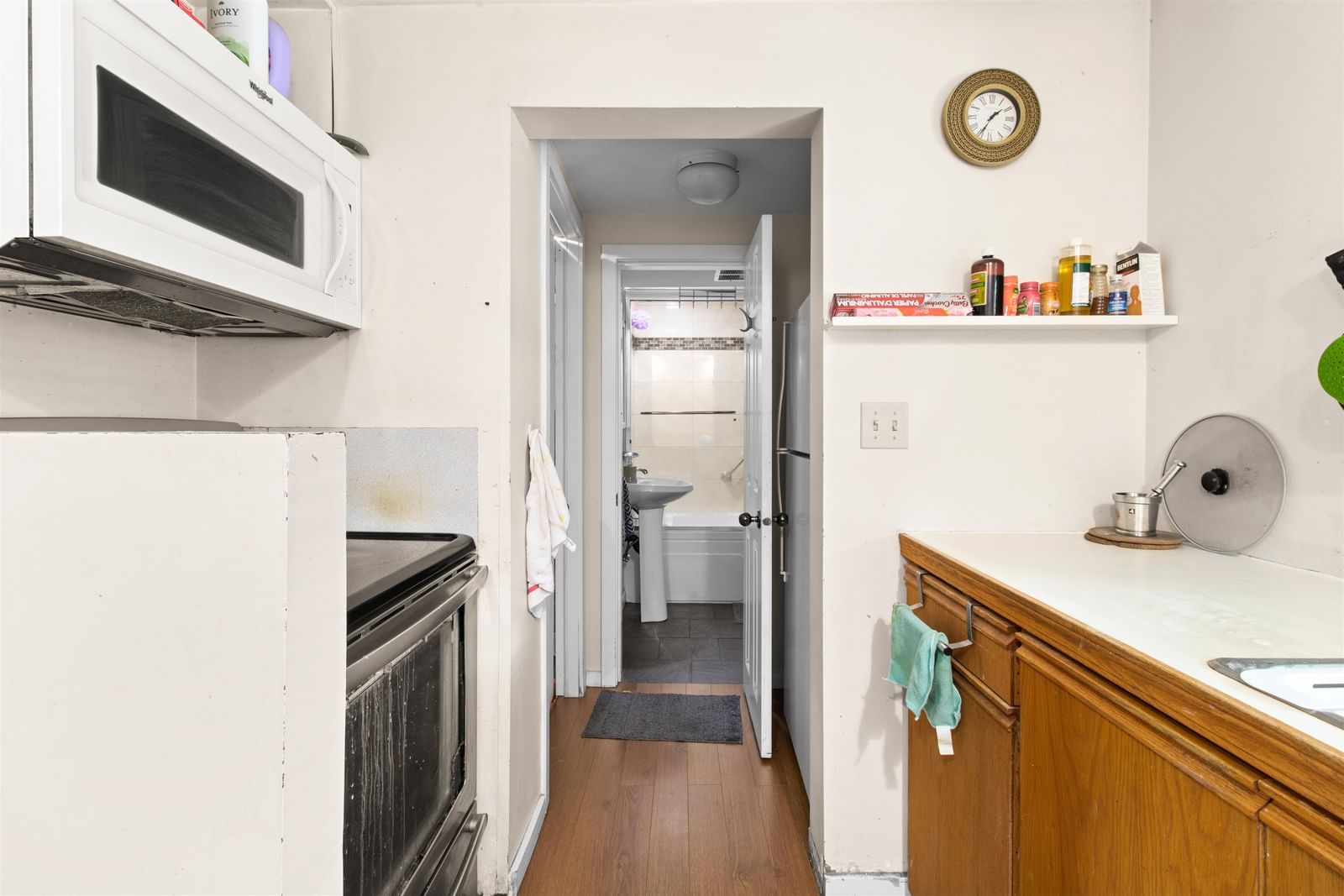Listing Image 21