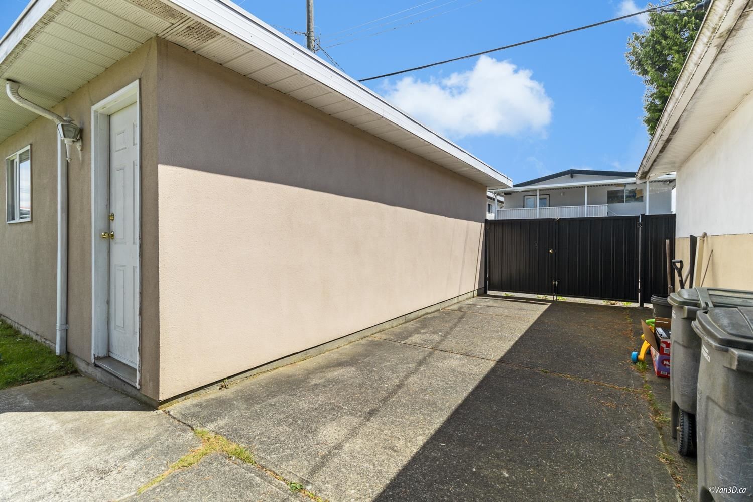 Listing Image 37