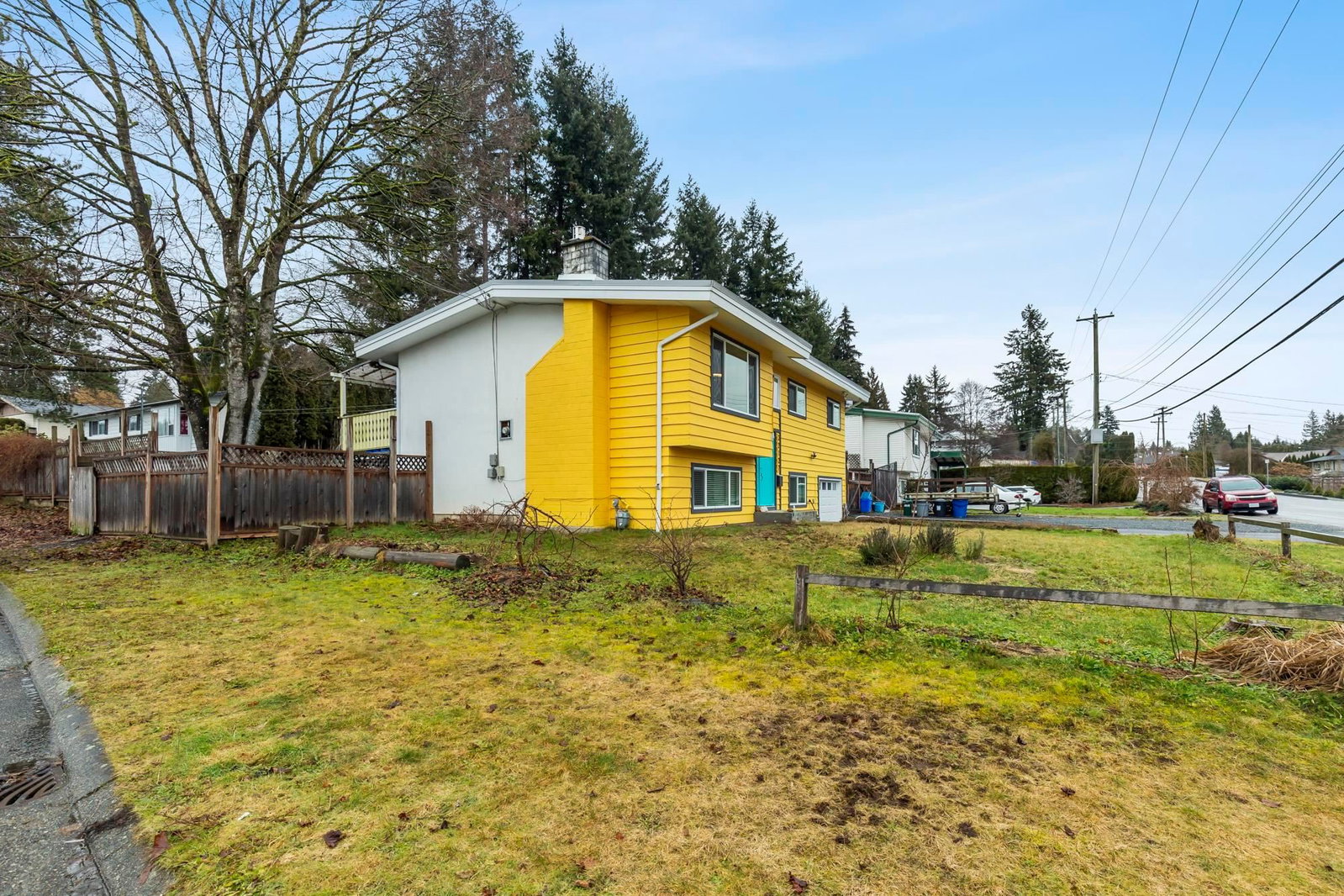 Listing Image 4