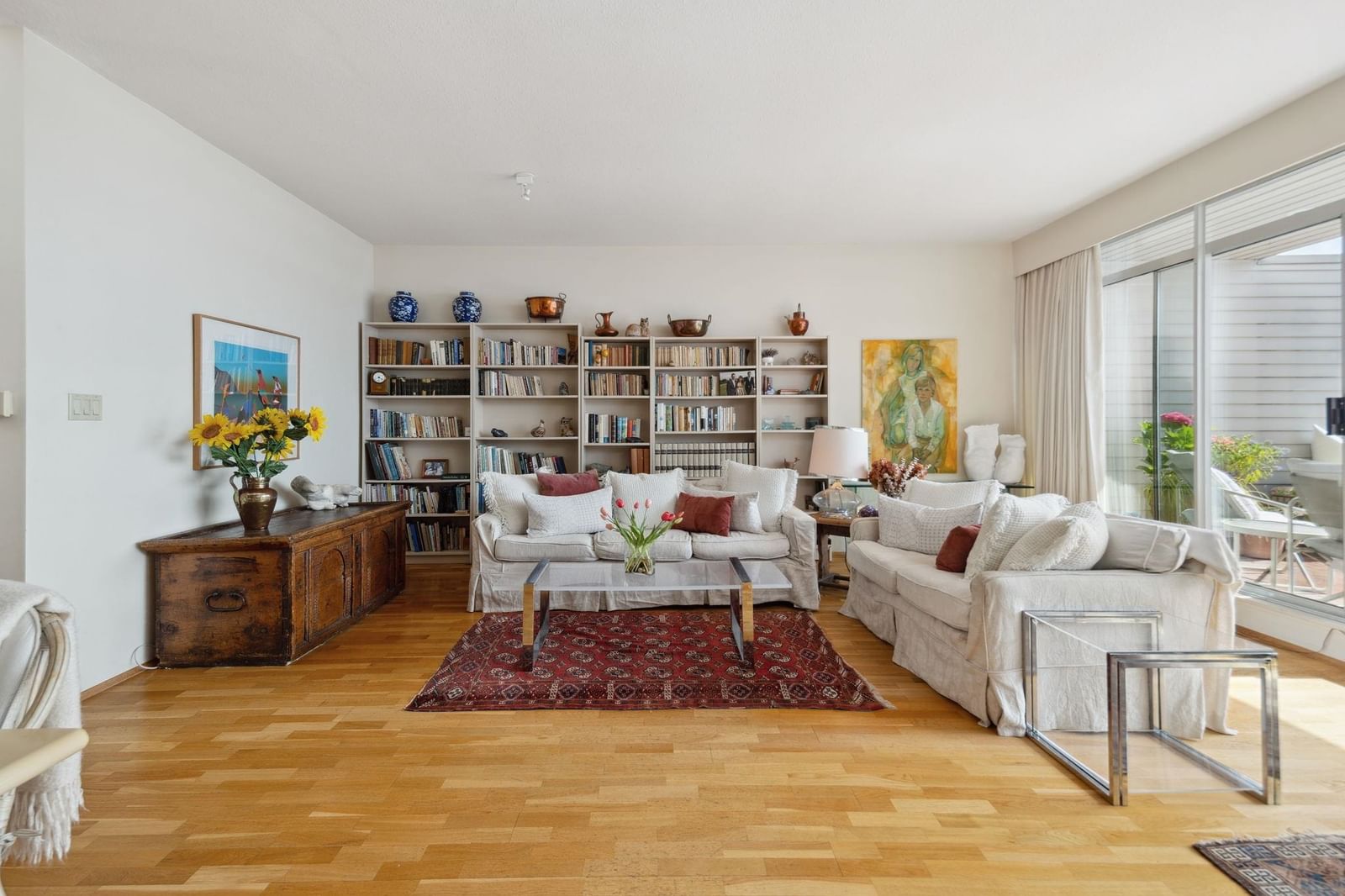 Listing Image 11