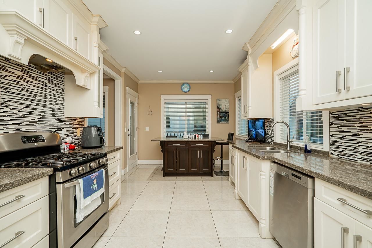 Listing Image 15