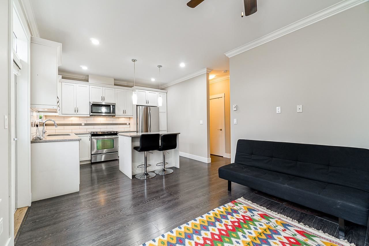 Listing Image 11
