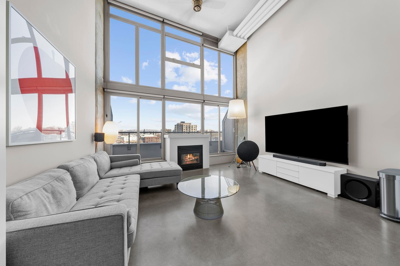 Listing Image 10