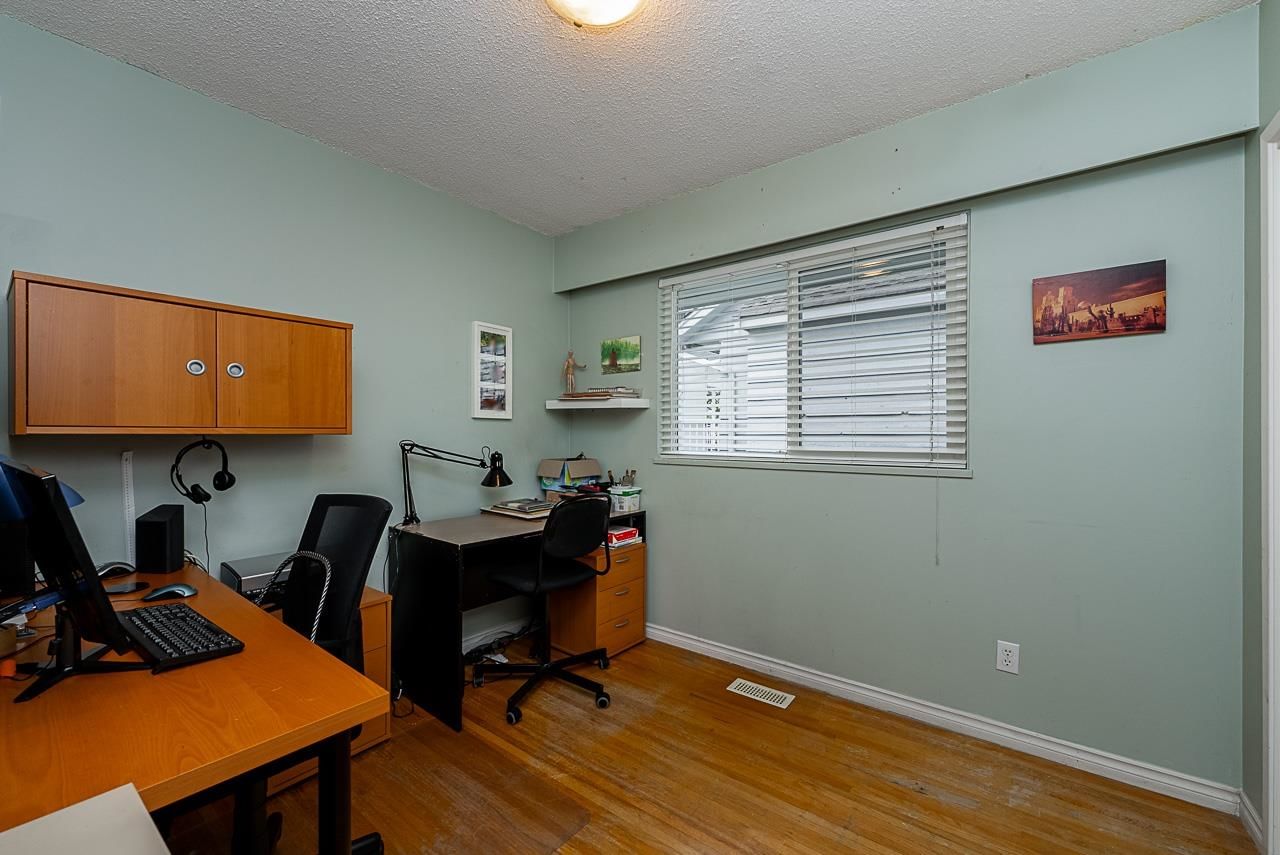 Listing Image 18