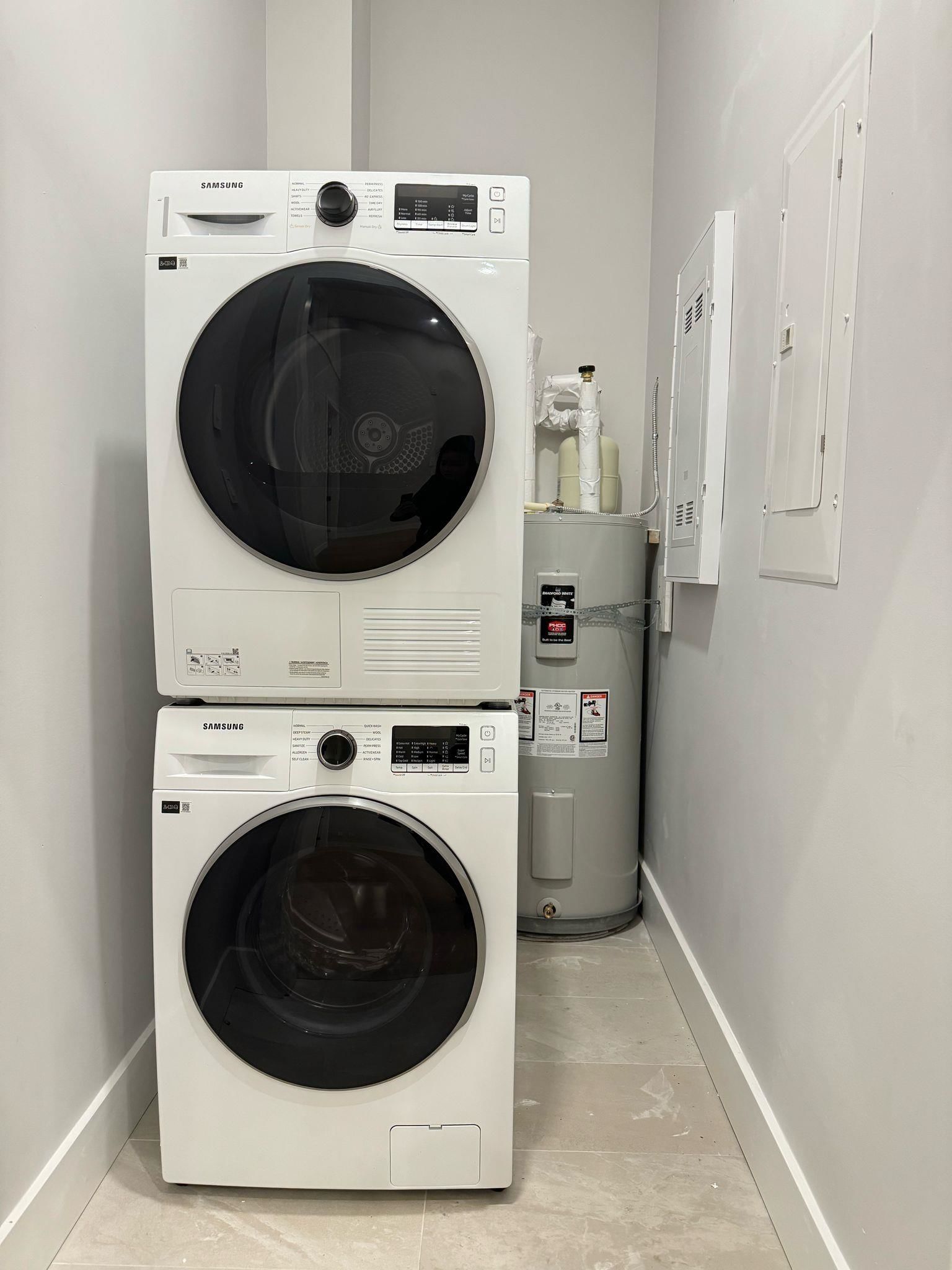 Listing Image 14
