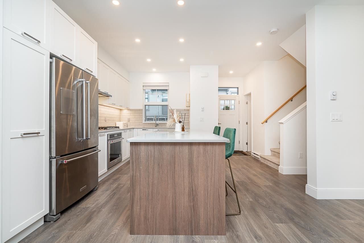 Listing Image 14