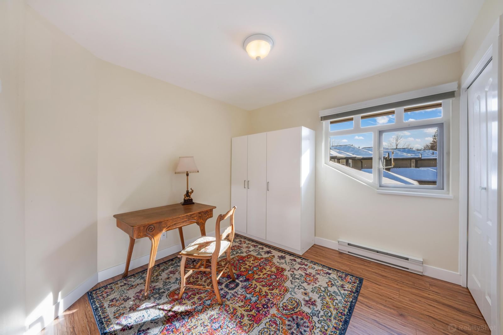 Listing Image 14