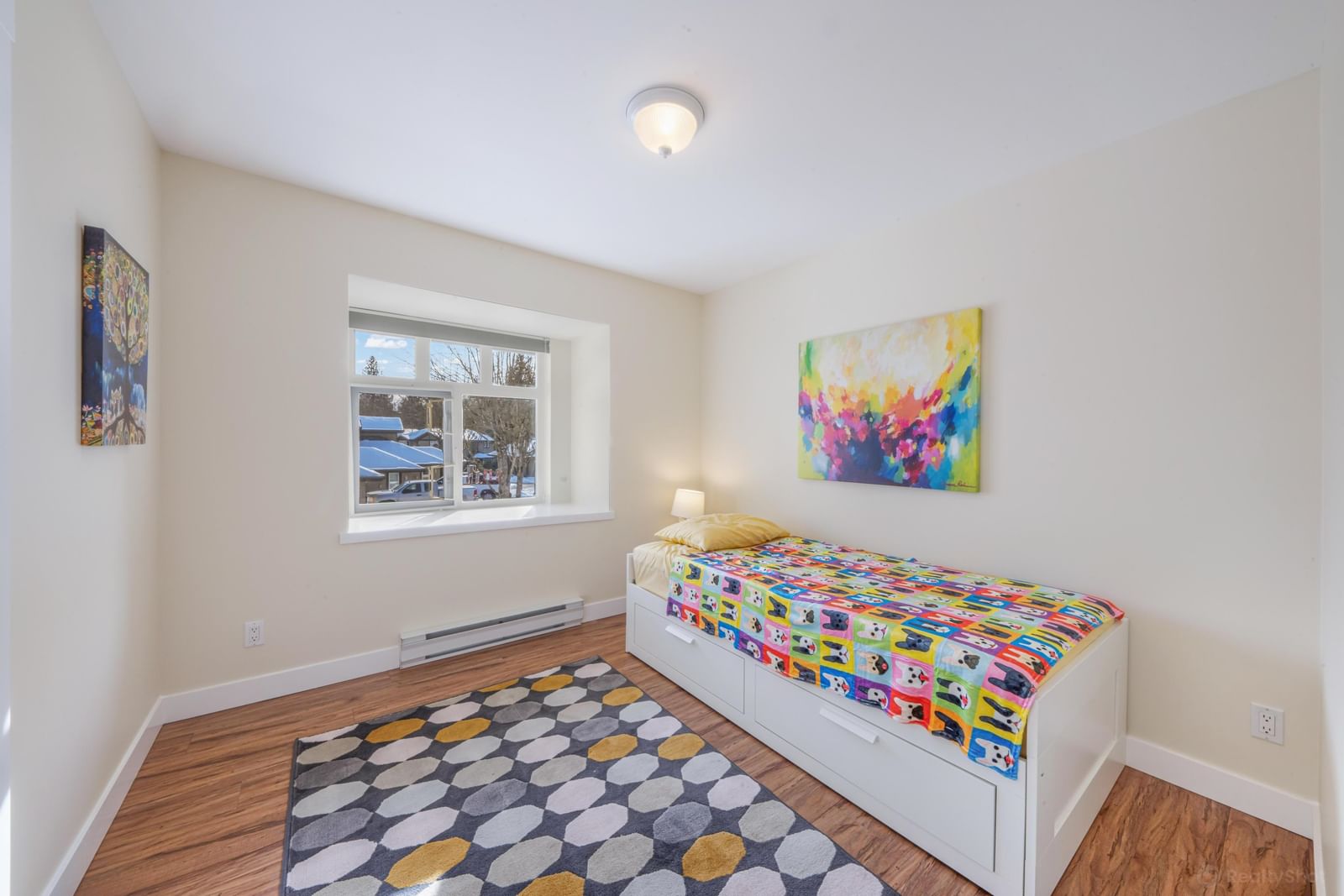 Listing Image 16