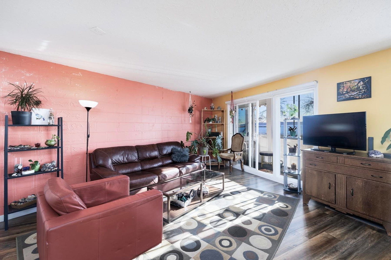 Listing Image 14