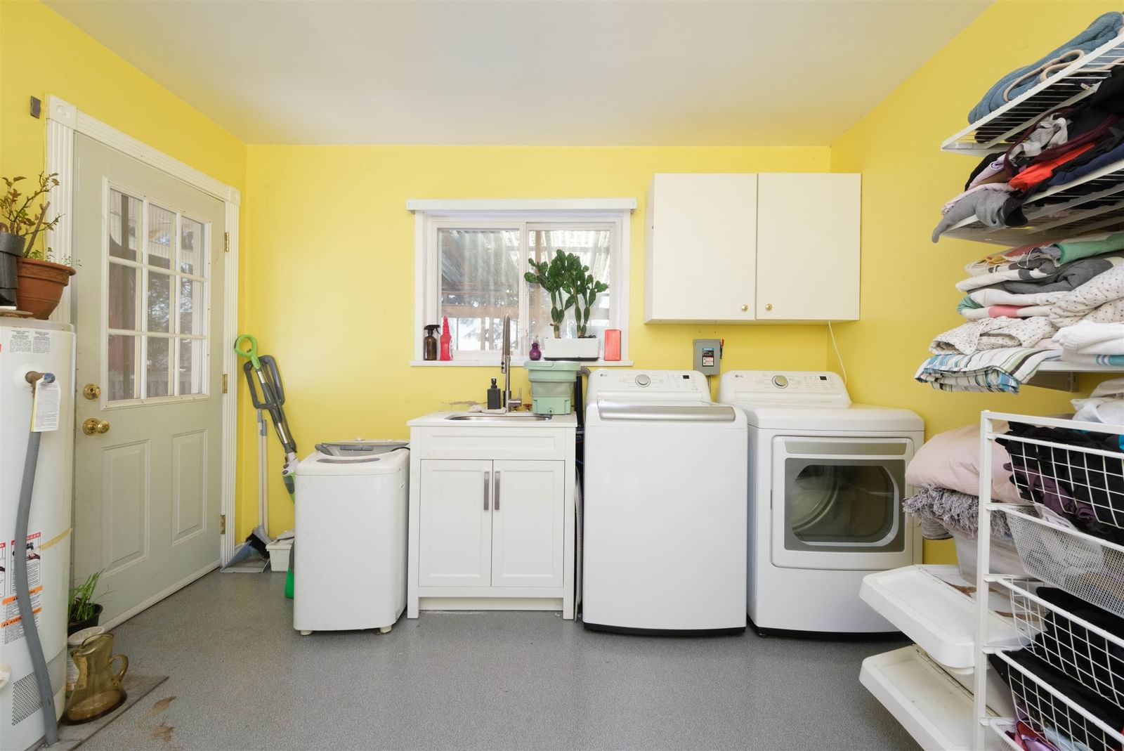 Listing Image 19