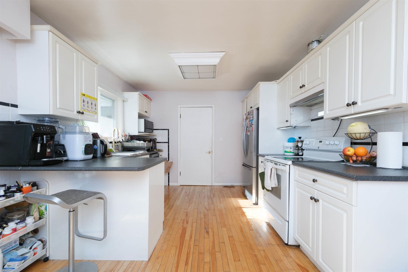 Listing Image 8