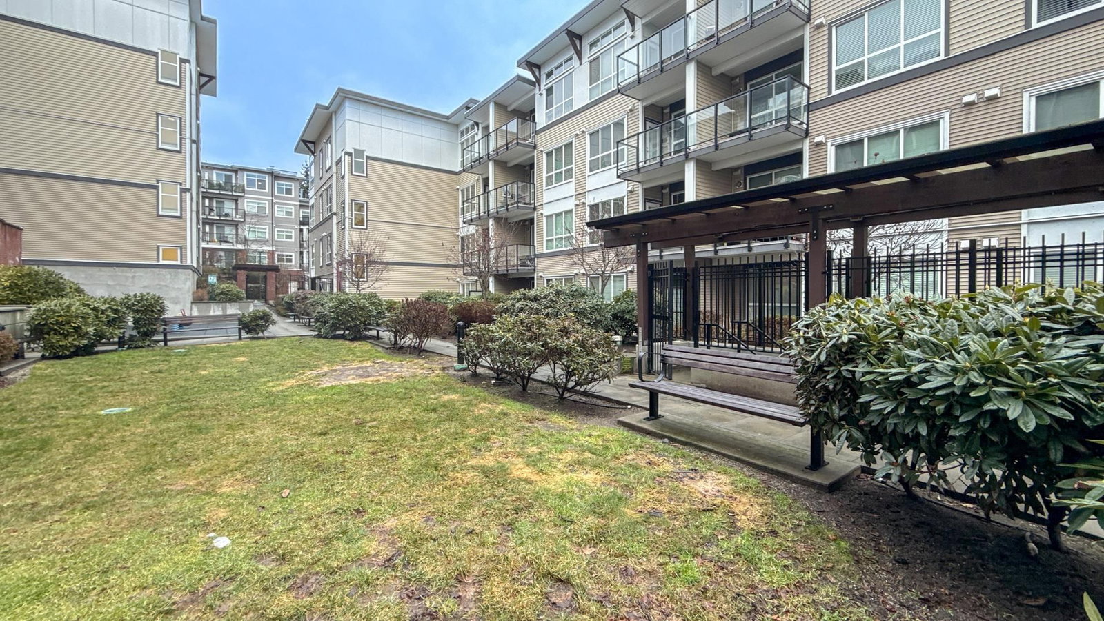 Listing Image 17