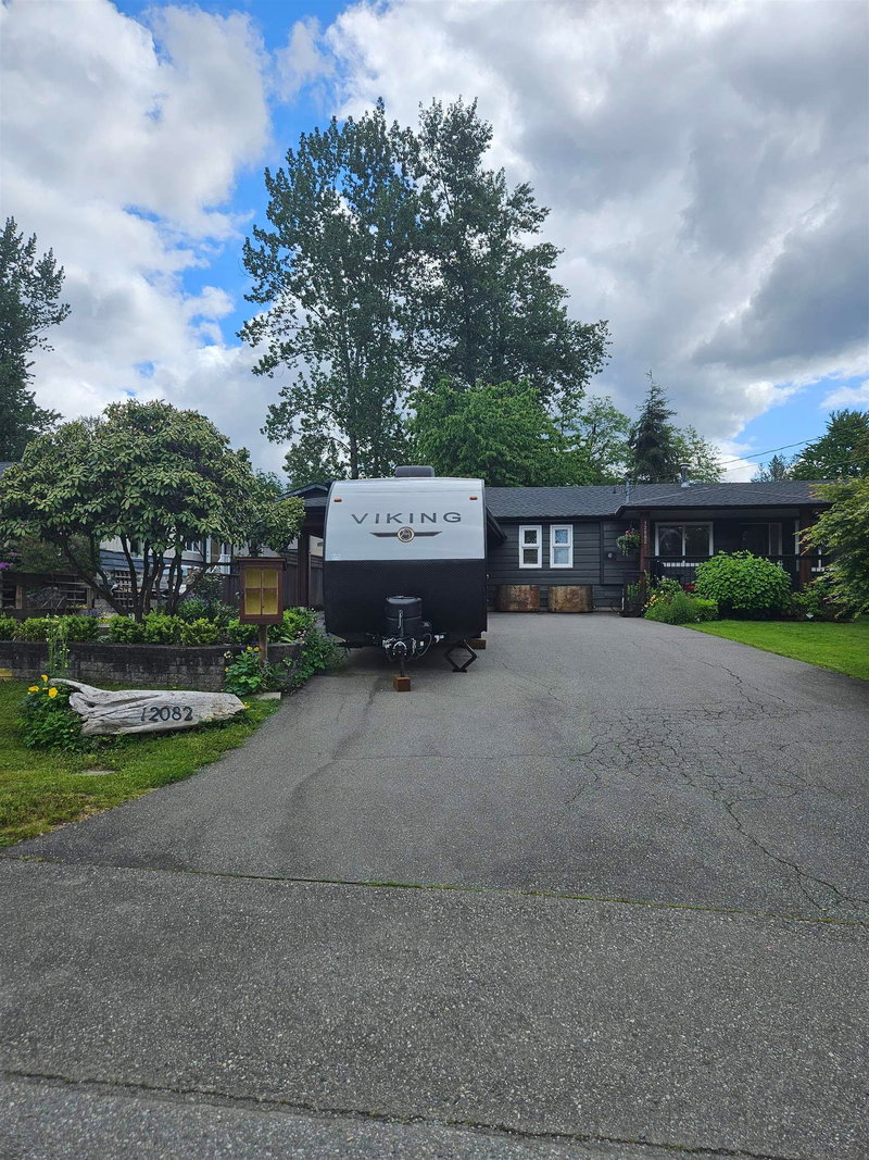 12082 261 Street, Maple Ridge, V2W 2A6 | Image 2