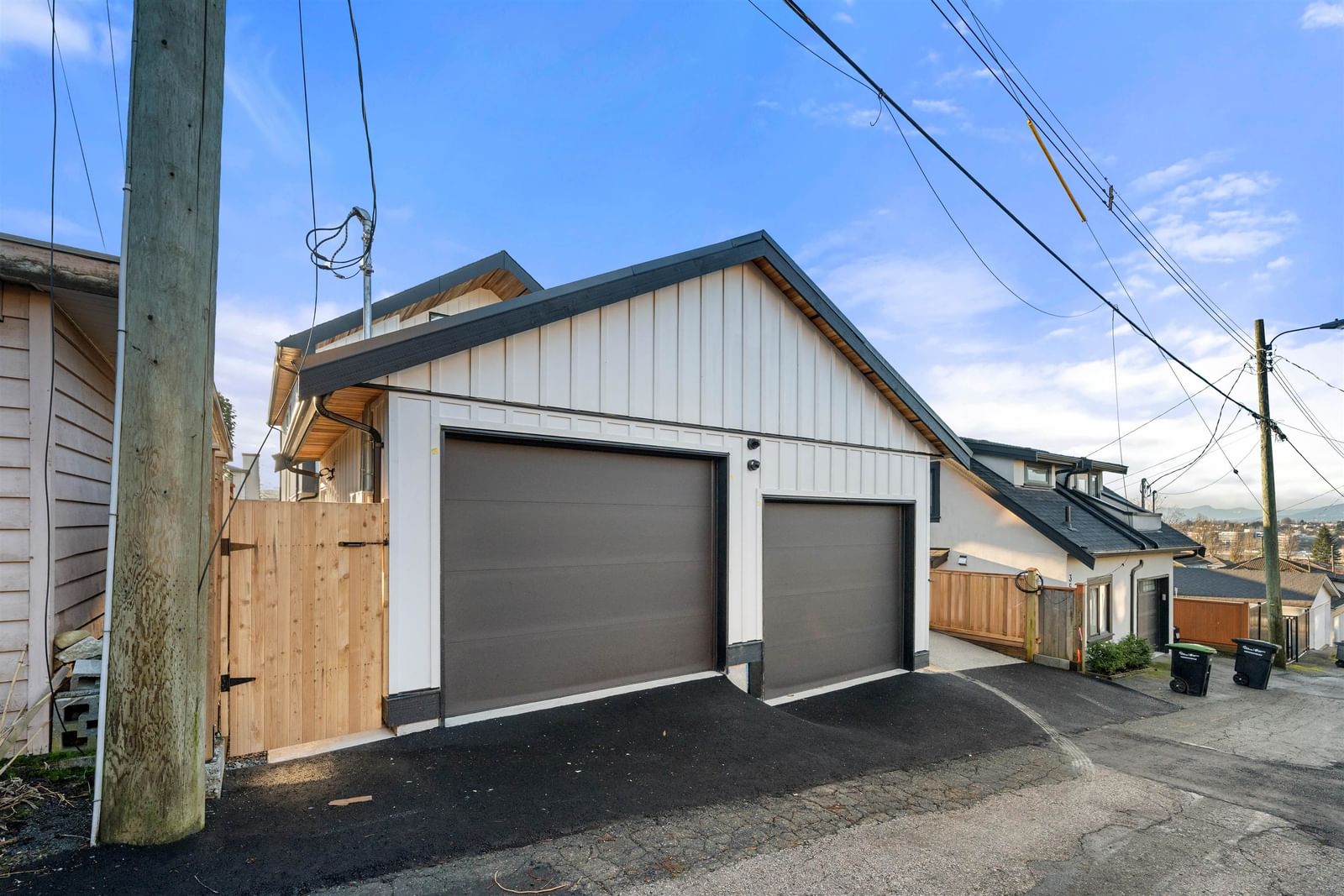 Listing Image 29