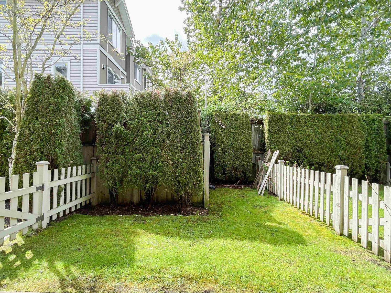 Listing Image 25
