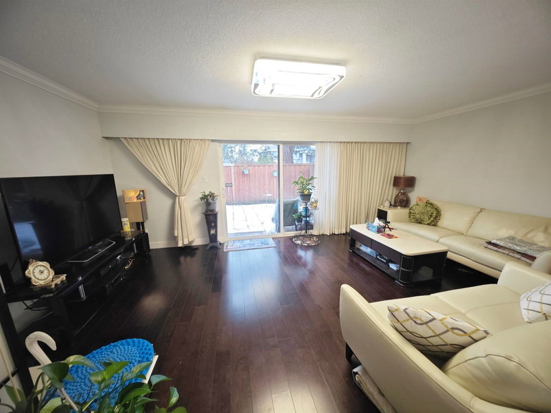 345 - 9411 Glendower Drive, Richmond, V7A 2Y6 | Image 3