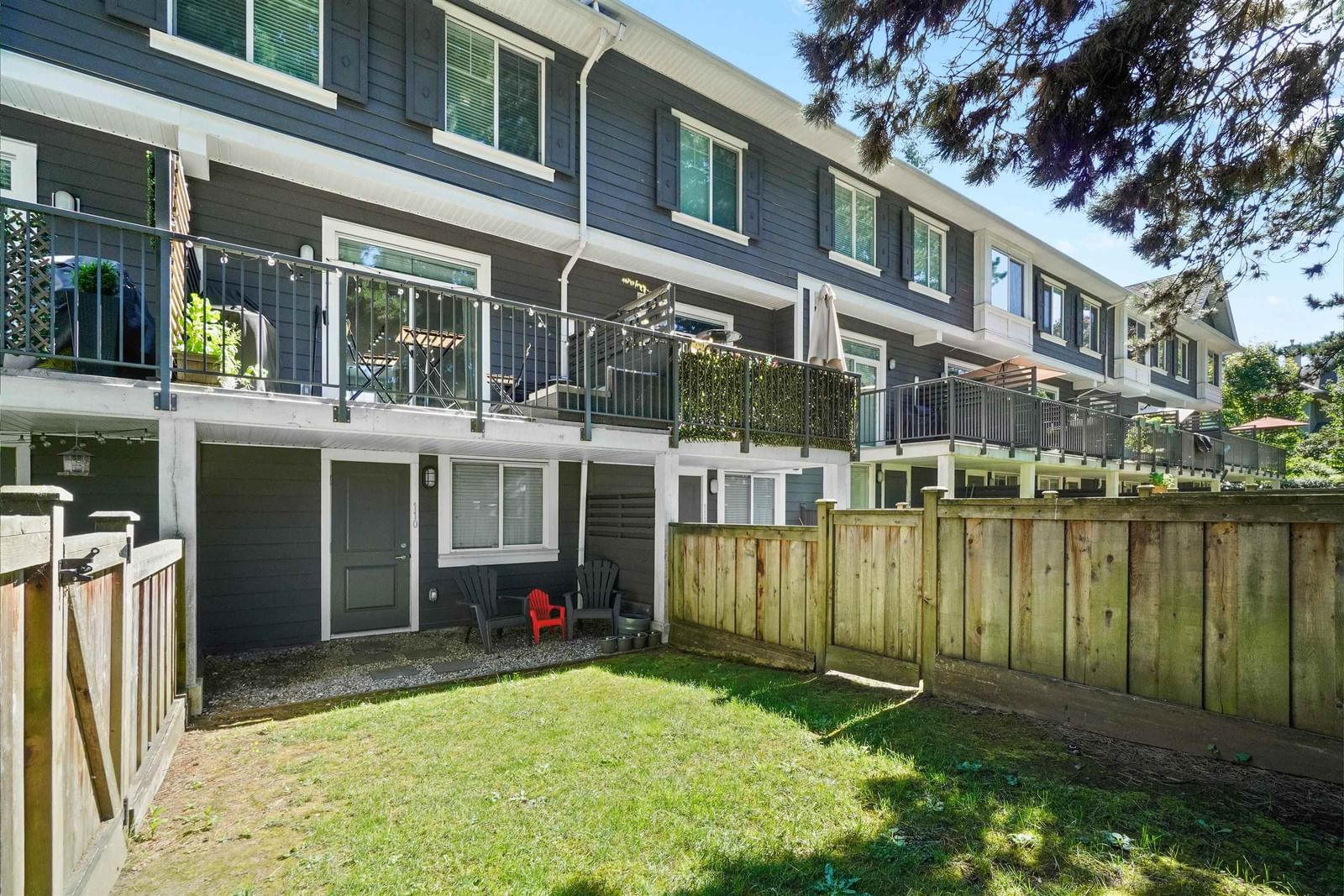Listing Image 12