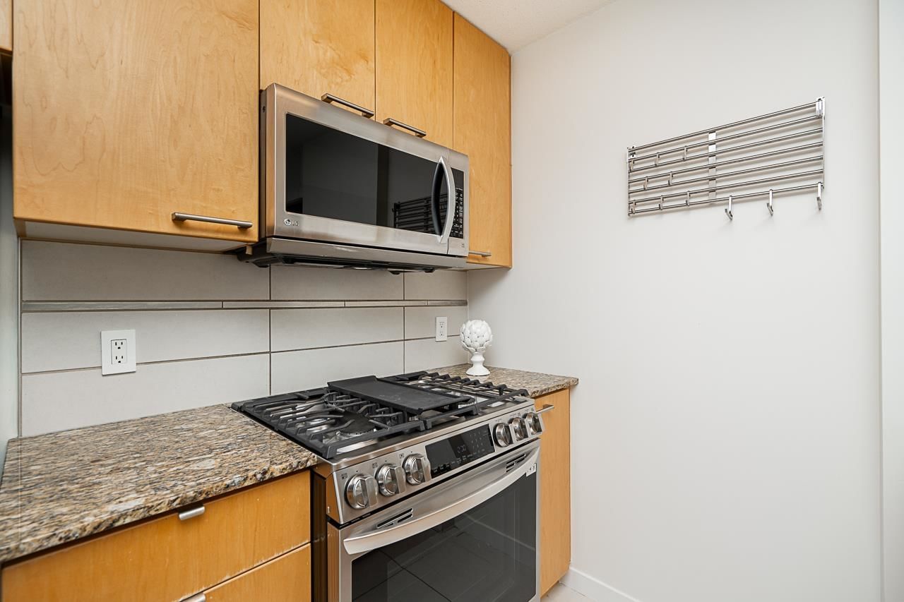 Listing Image 10
