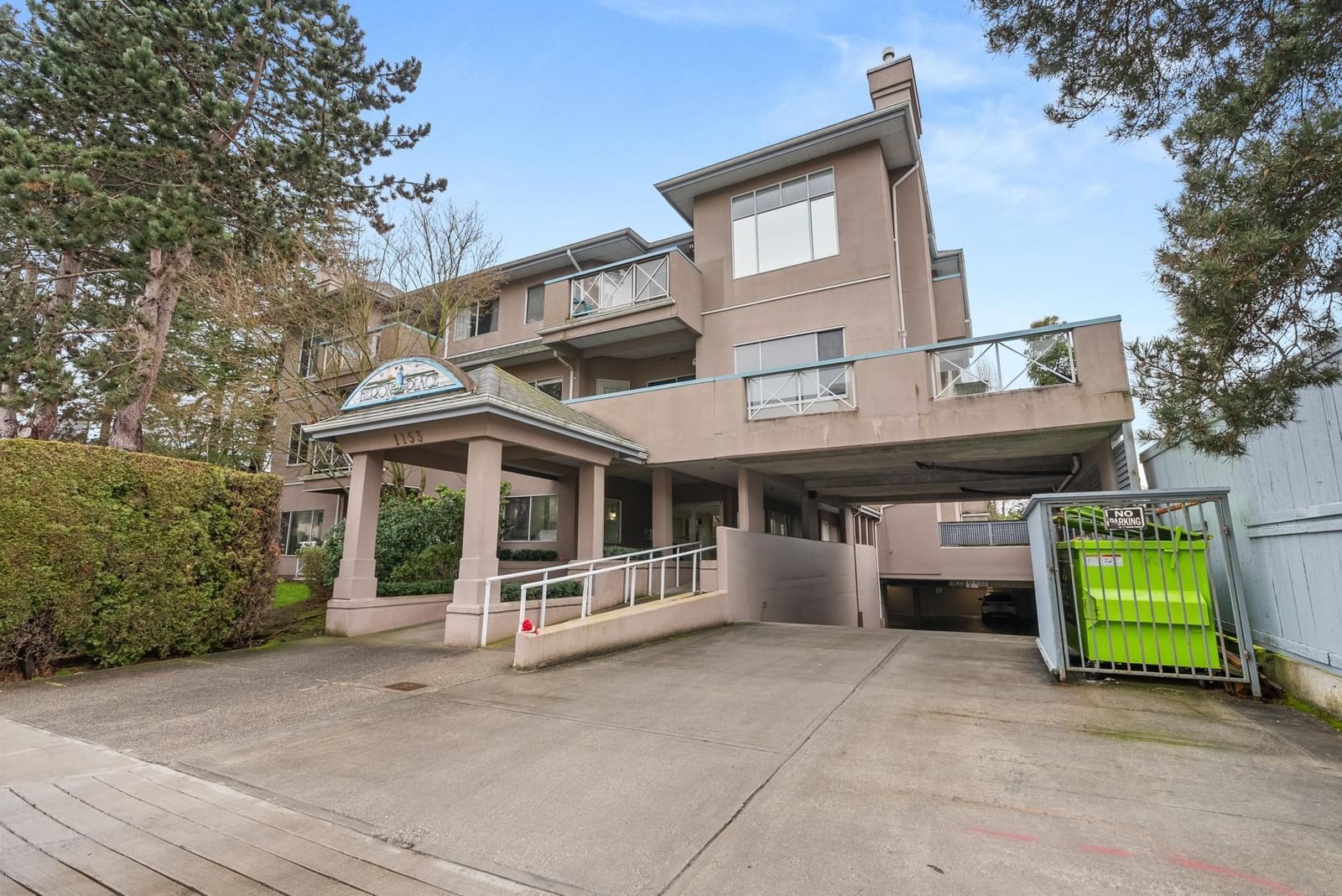 Listing Image 2