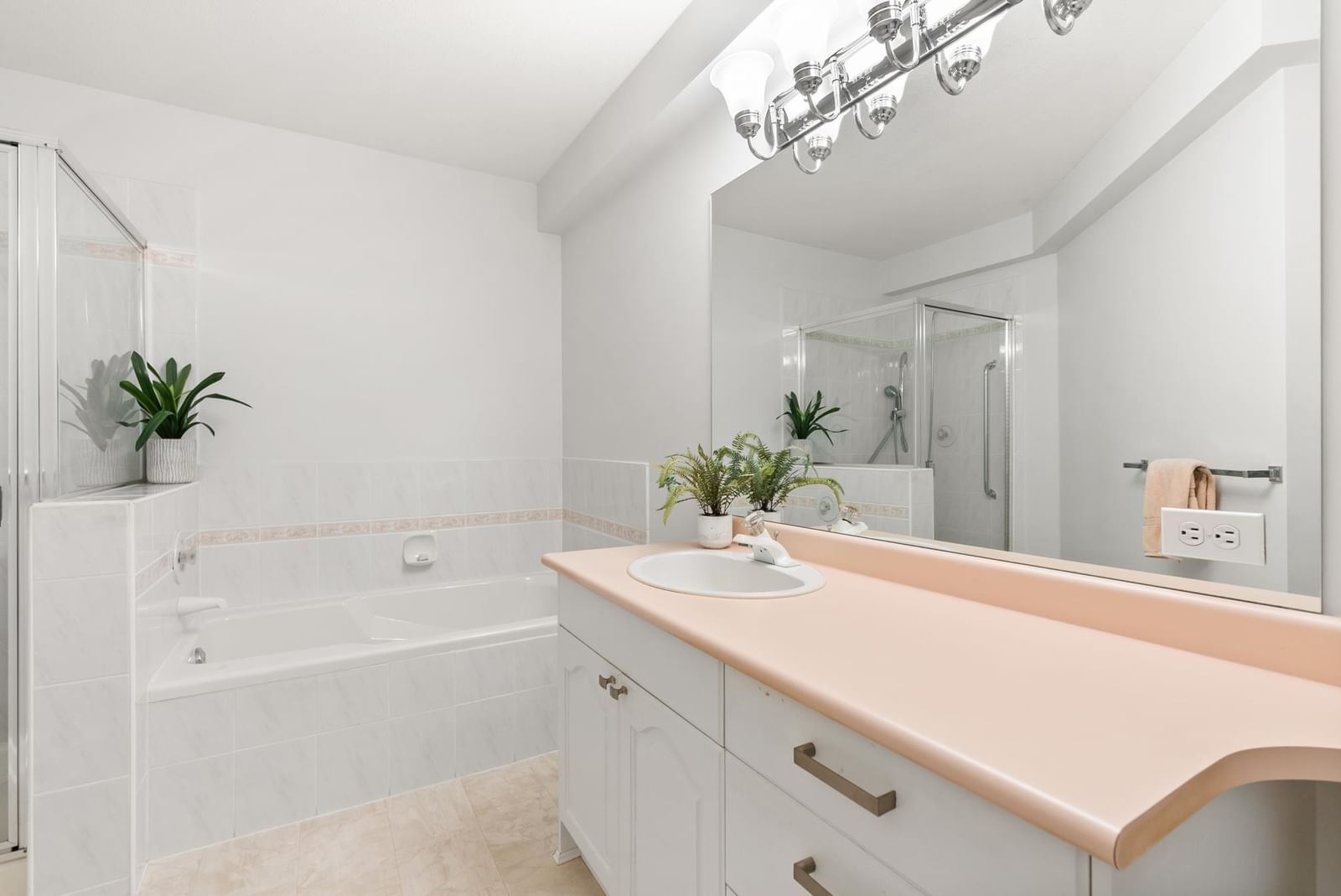 Listing Image 26