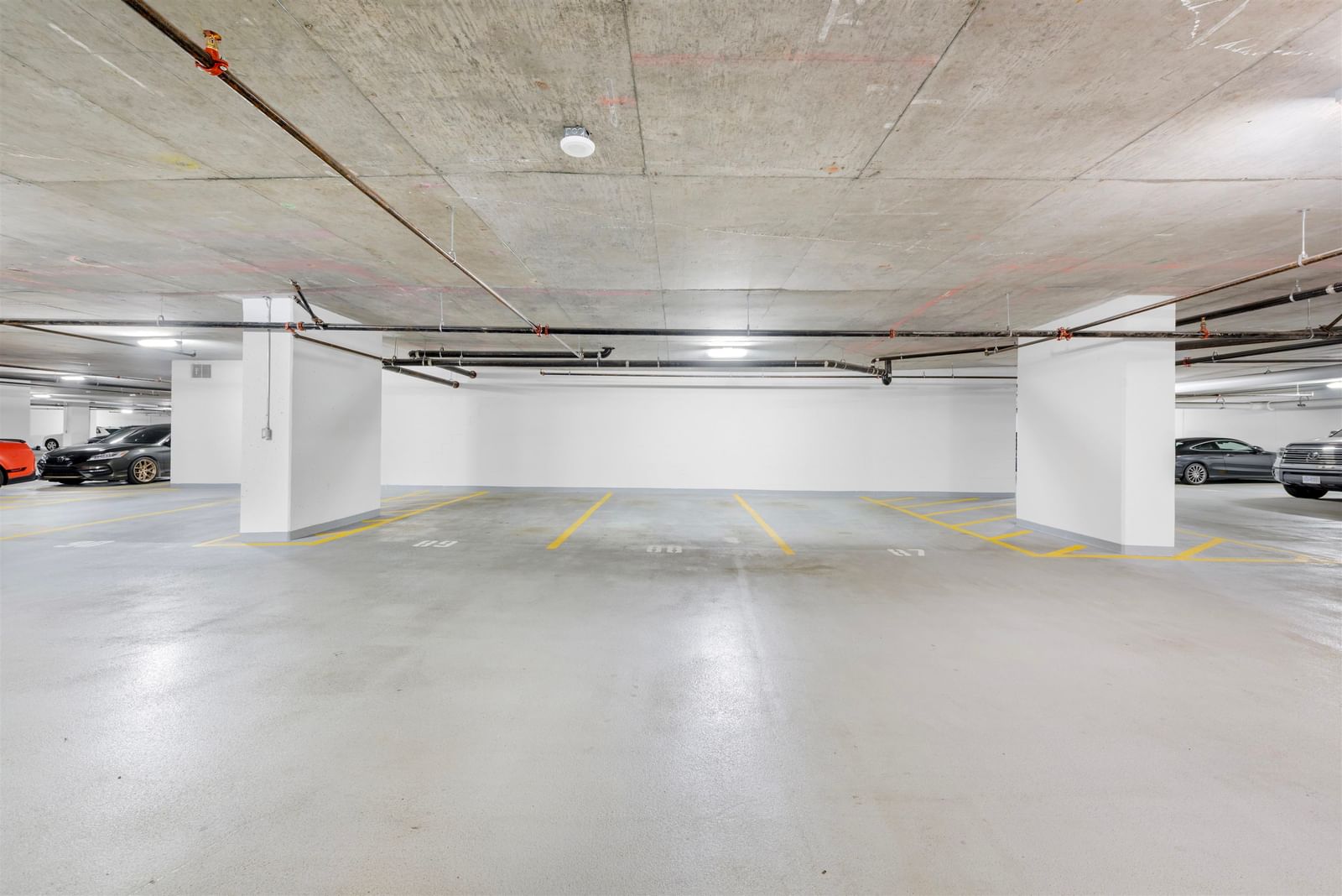 Listing Image 31