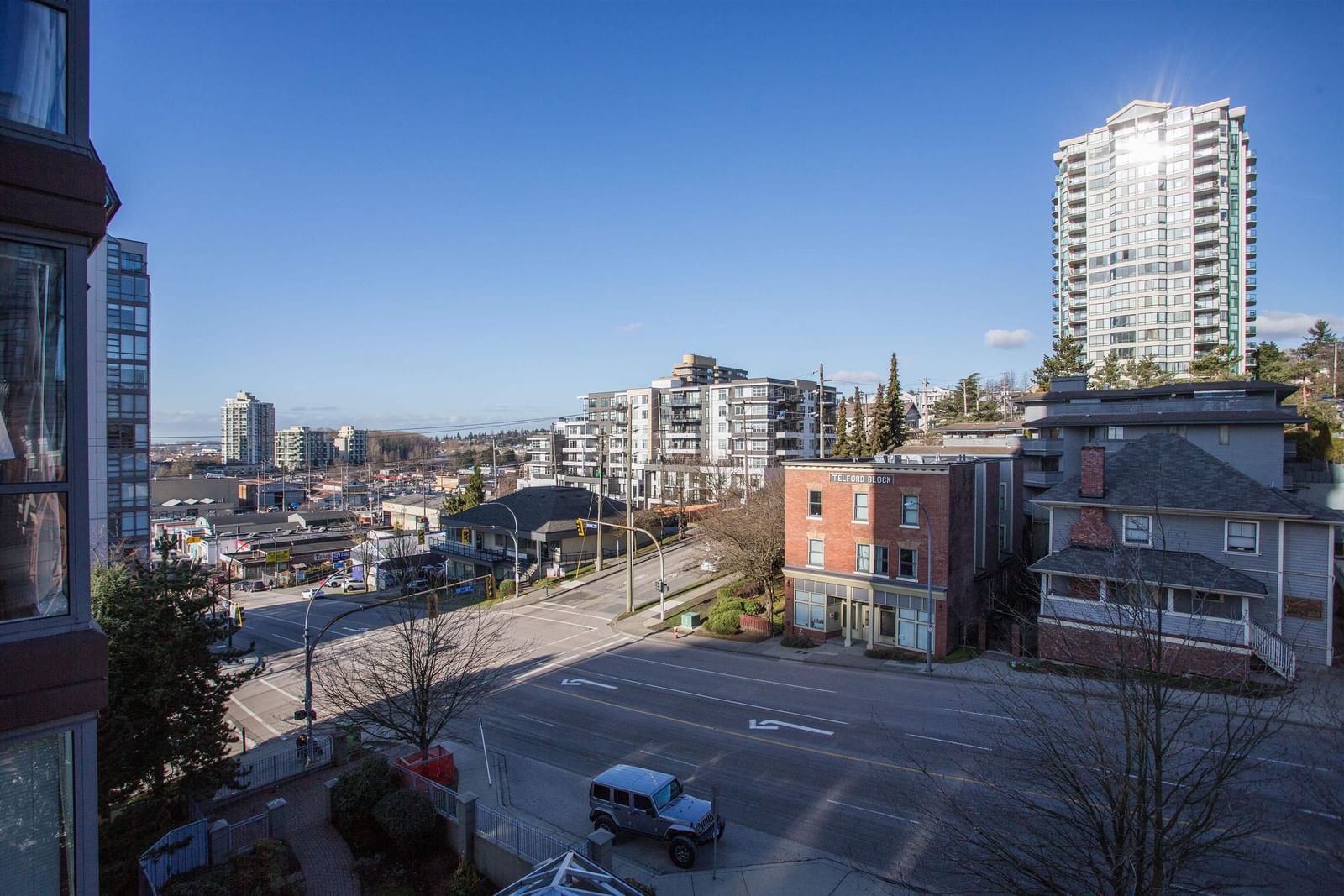 Listing Image 11