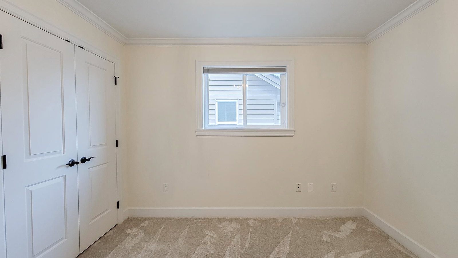 Listing Image 30