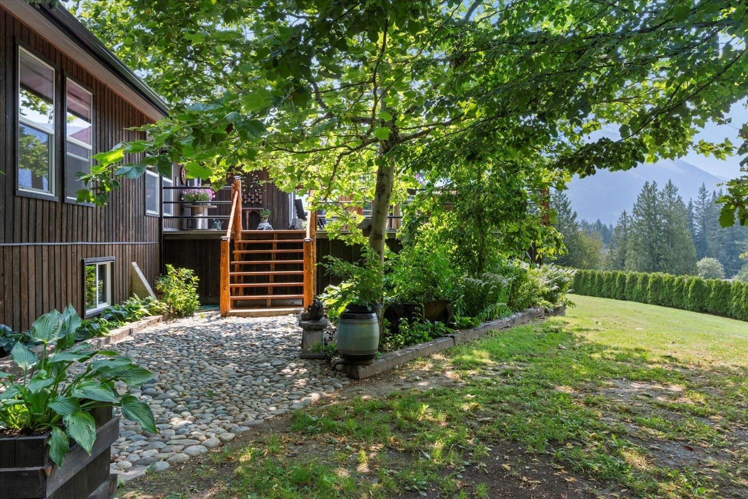 Listing Image 16