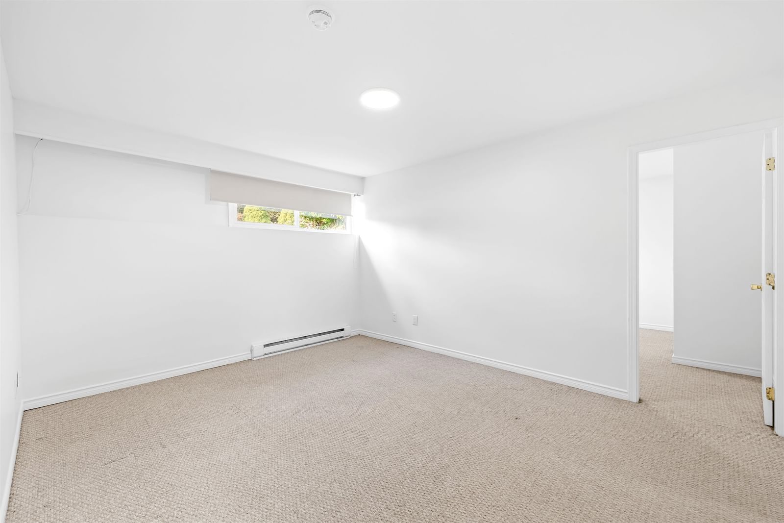 Listing Image 24