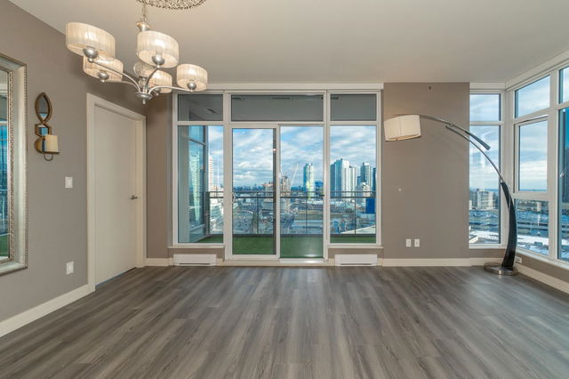 1909 - 4688 Kingsway