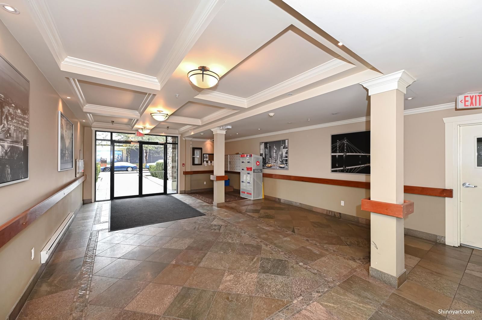 Listing Image 19
