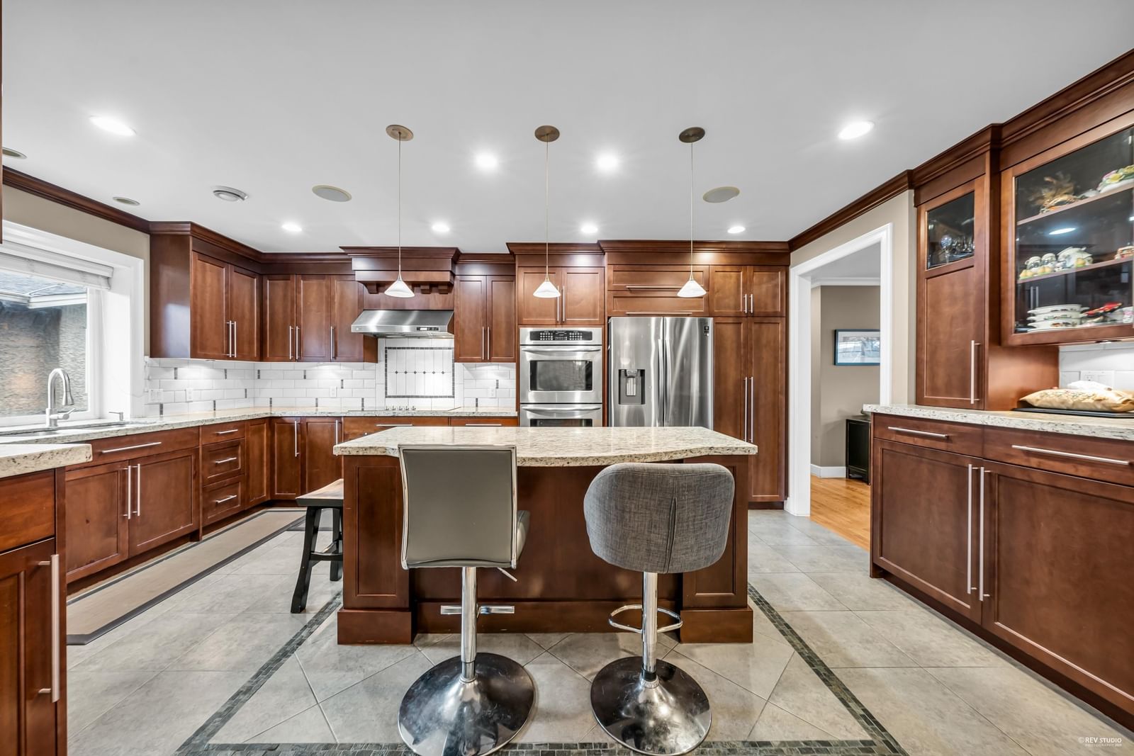Listing Image 9