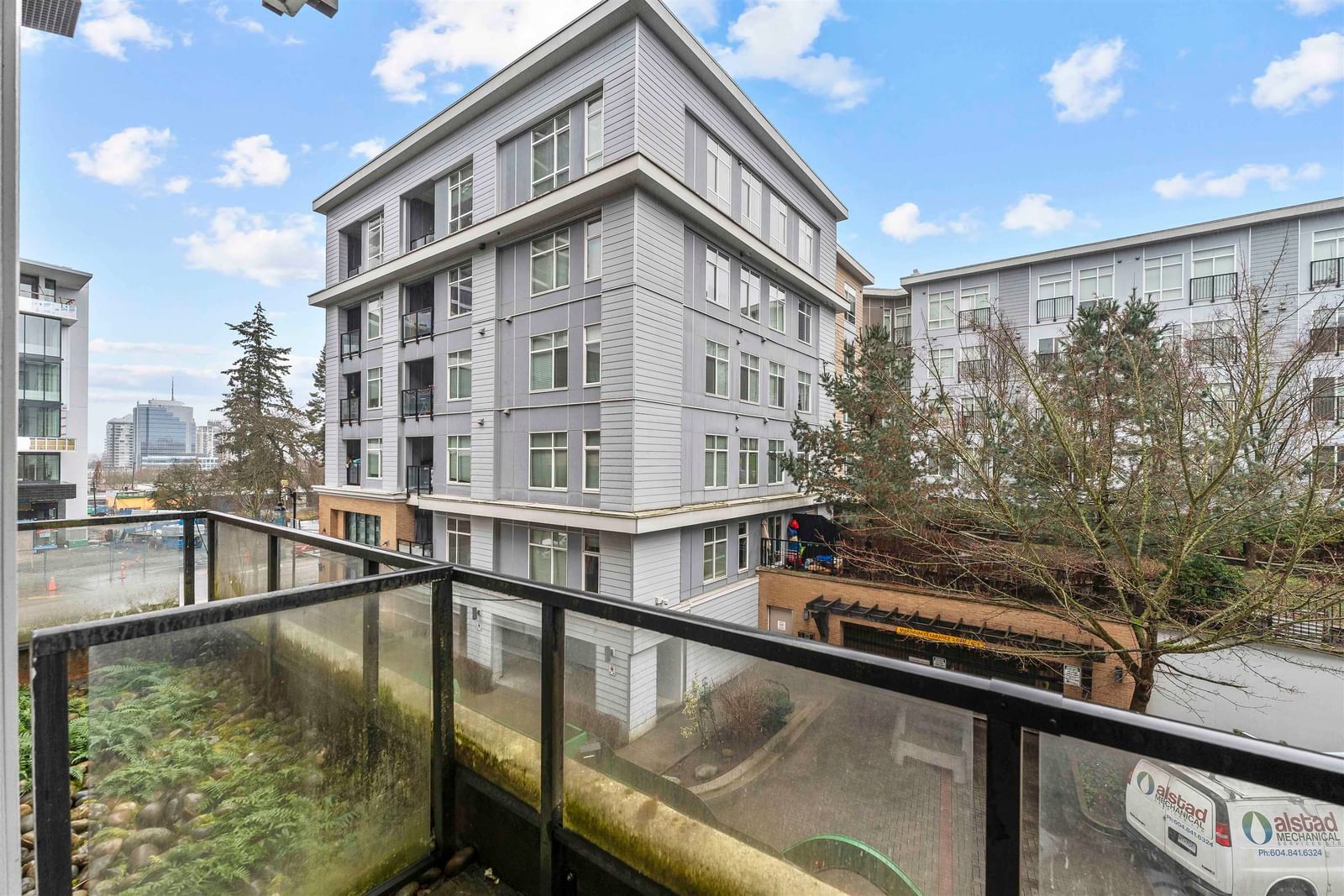 Listing Image 15