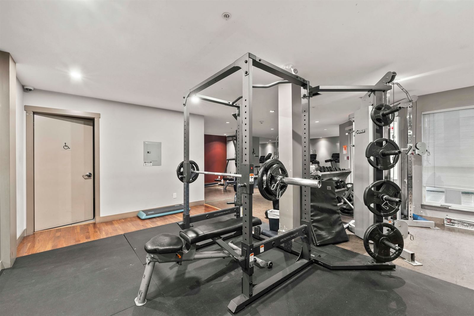 Listing Image 22