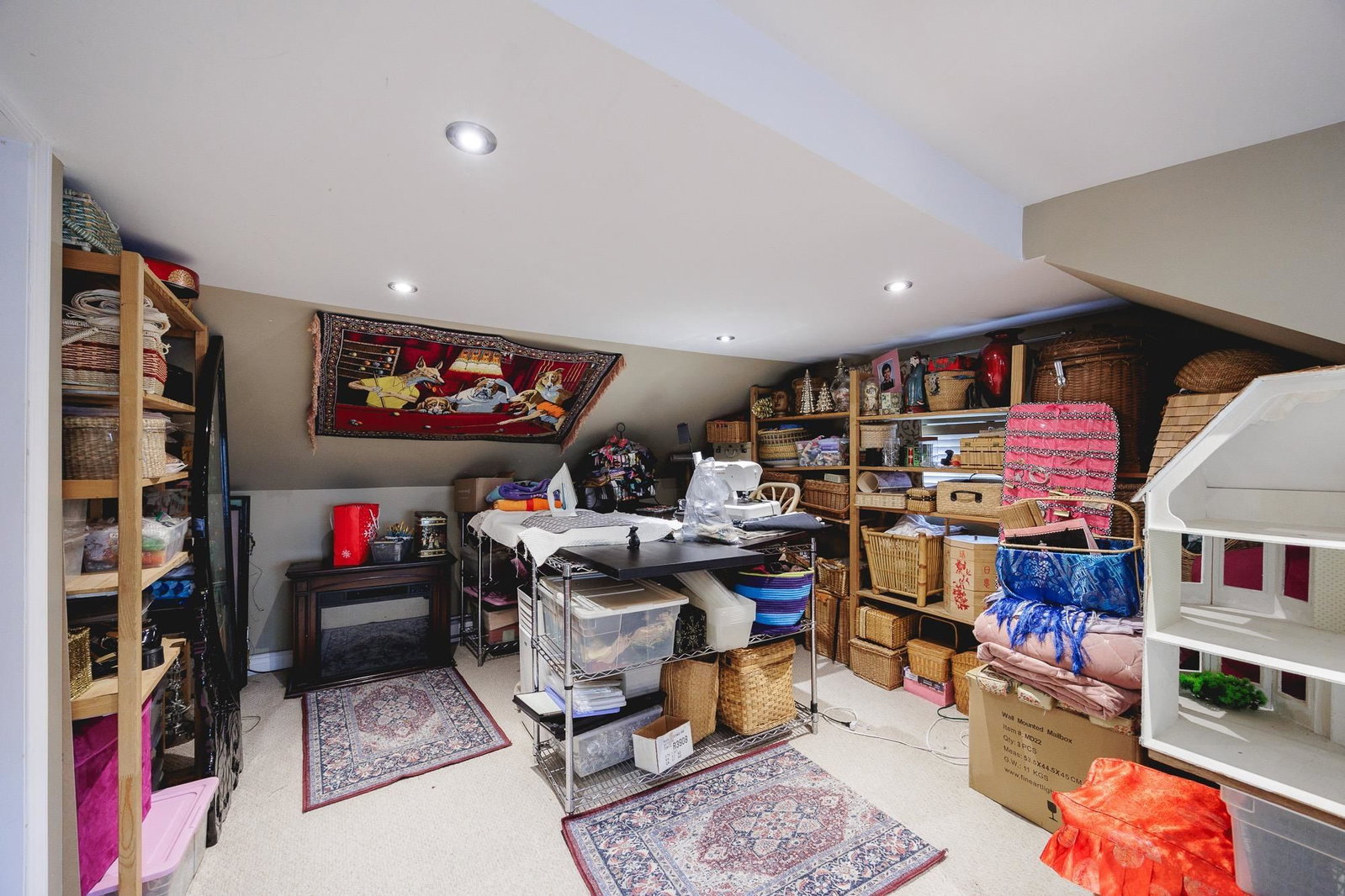 Listing Image 11