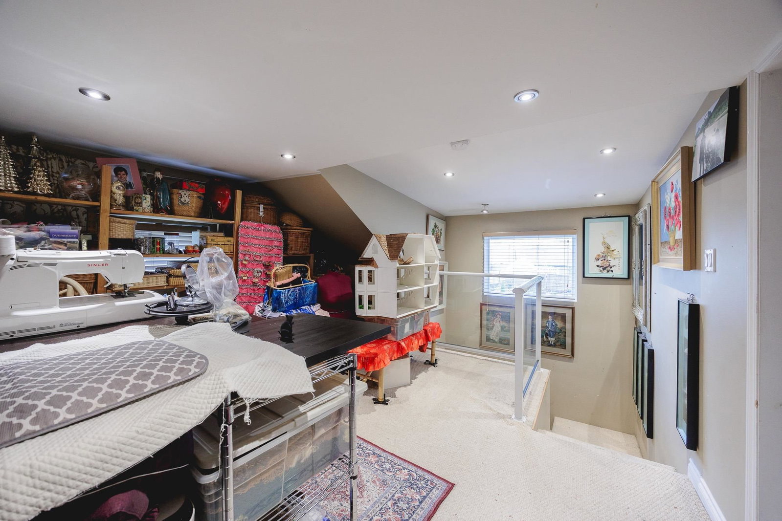 Listing Image 12