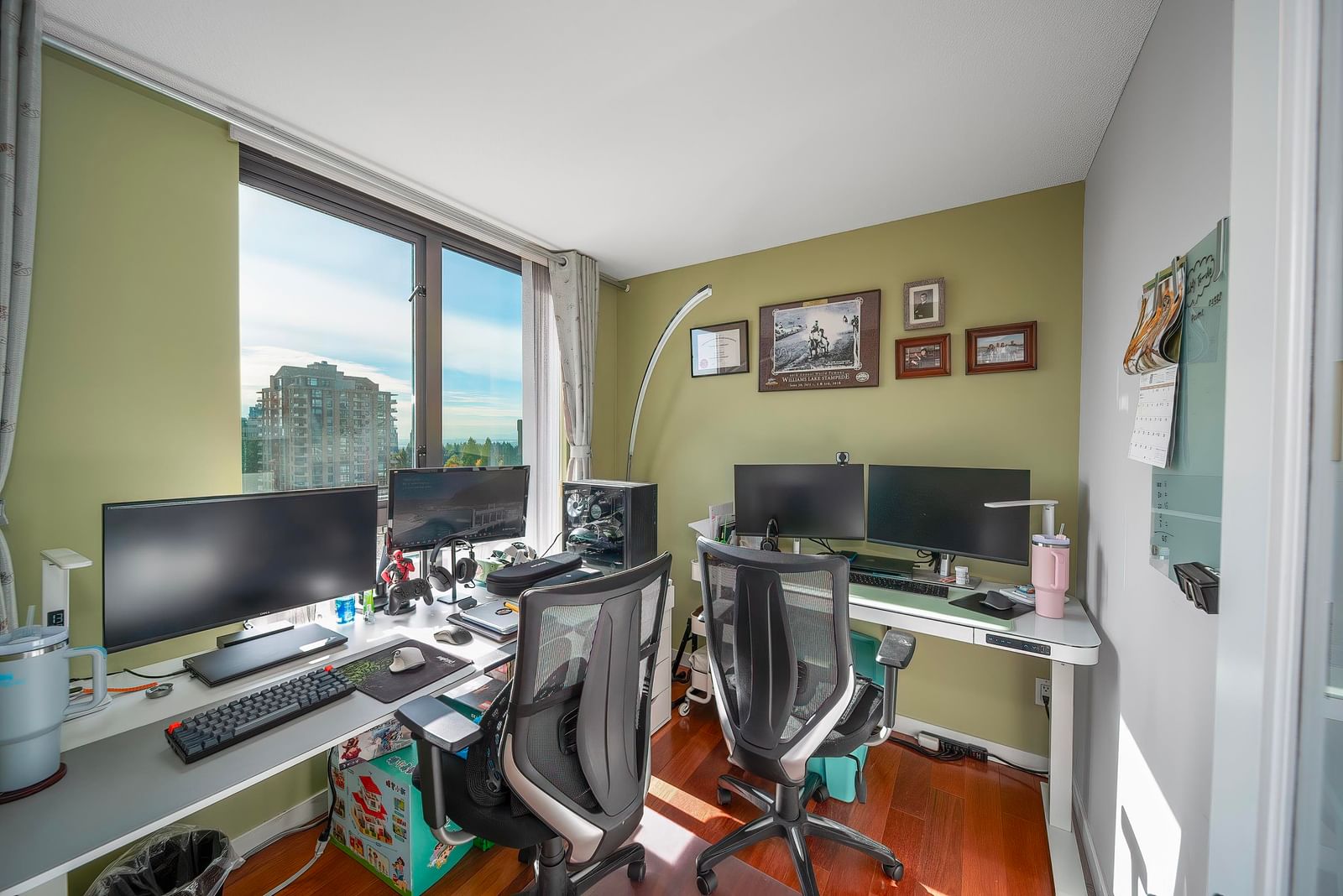 Listing Image 8