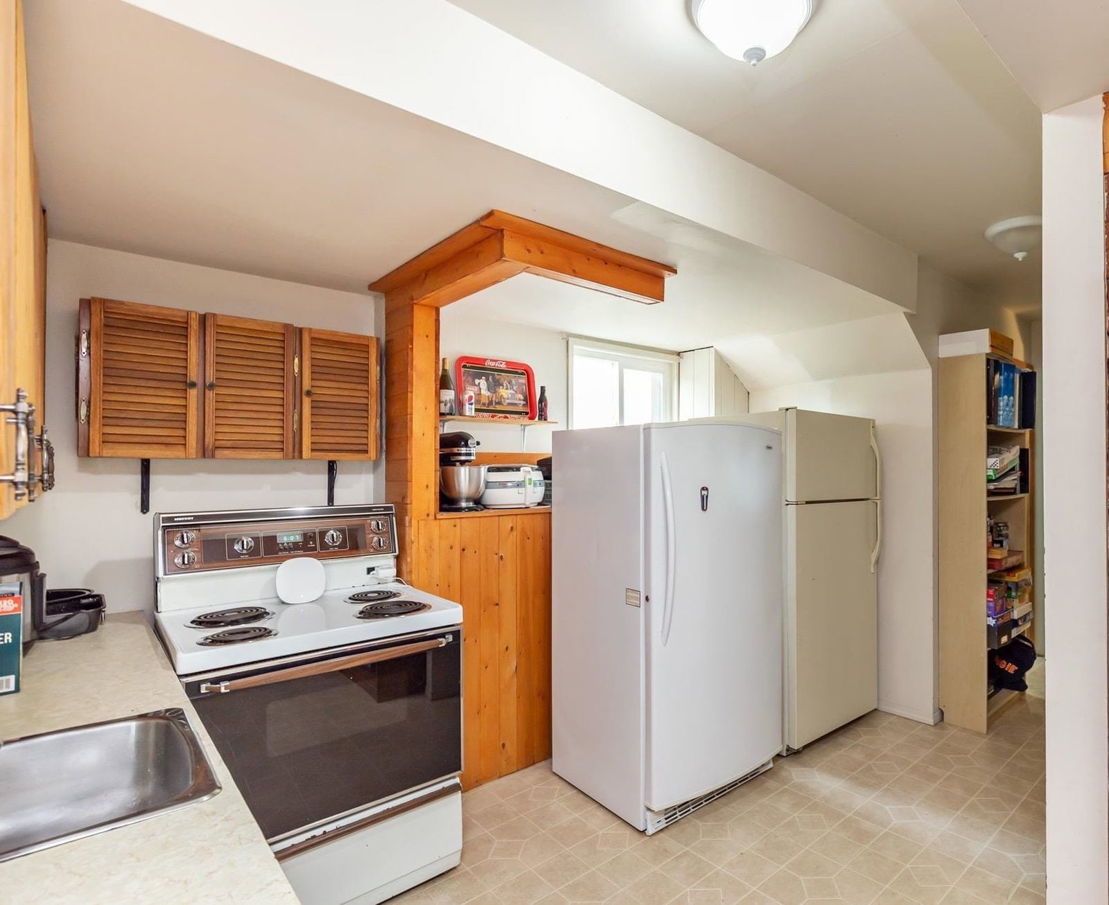 Listing Image 9