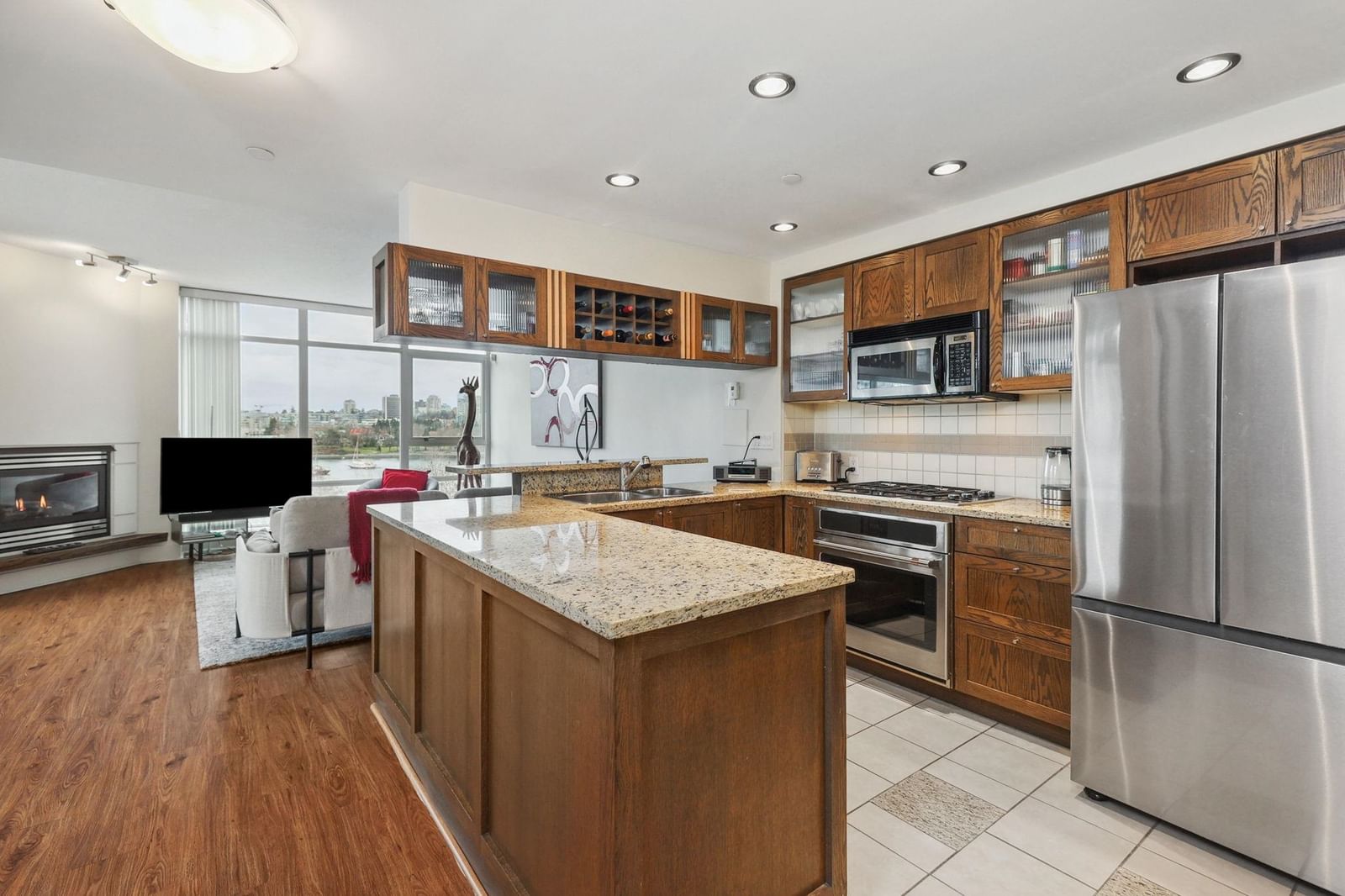 Listing Image 15