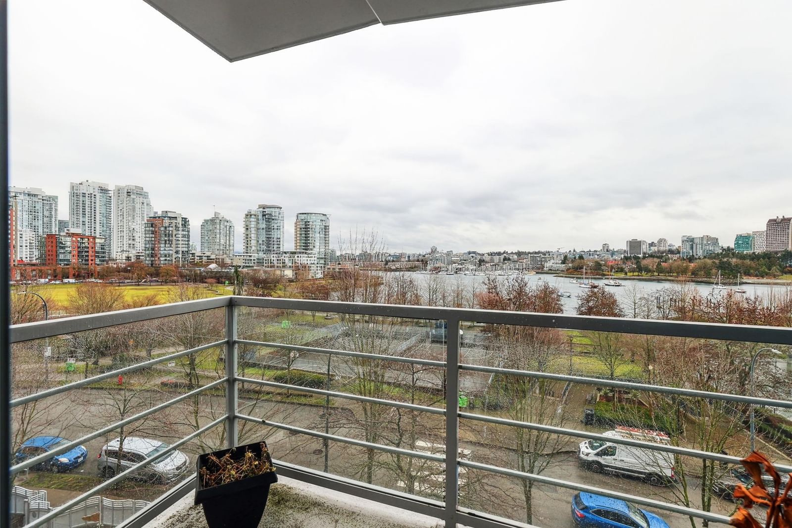 Listing Image 21