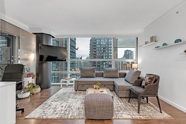 70X - 1050 Burrard Street